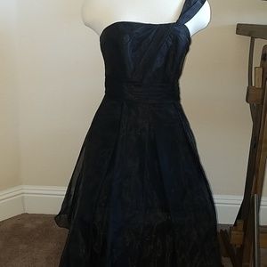 David's  Bridal Feminine Bridesmaid/Mob Dress Sz 4